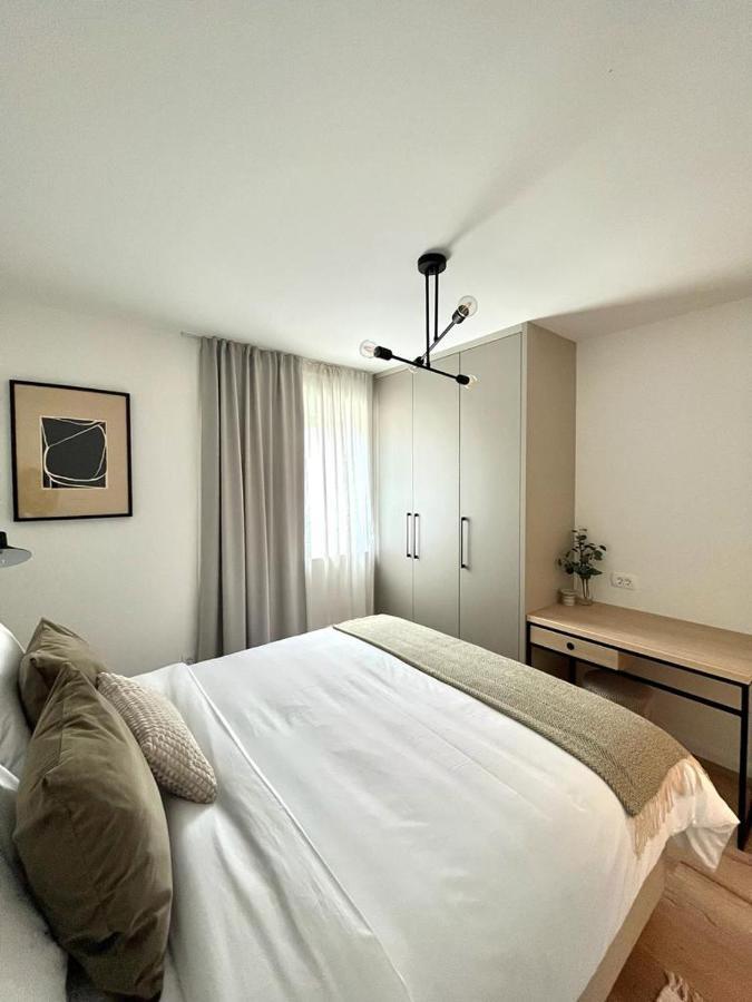 Stiva Apartment - New Apartment With Free Parking, 150M From The Beach Kaštela Exterior foto
