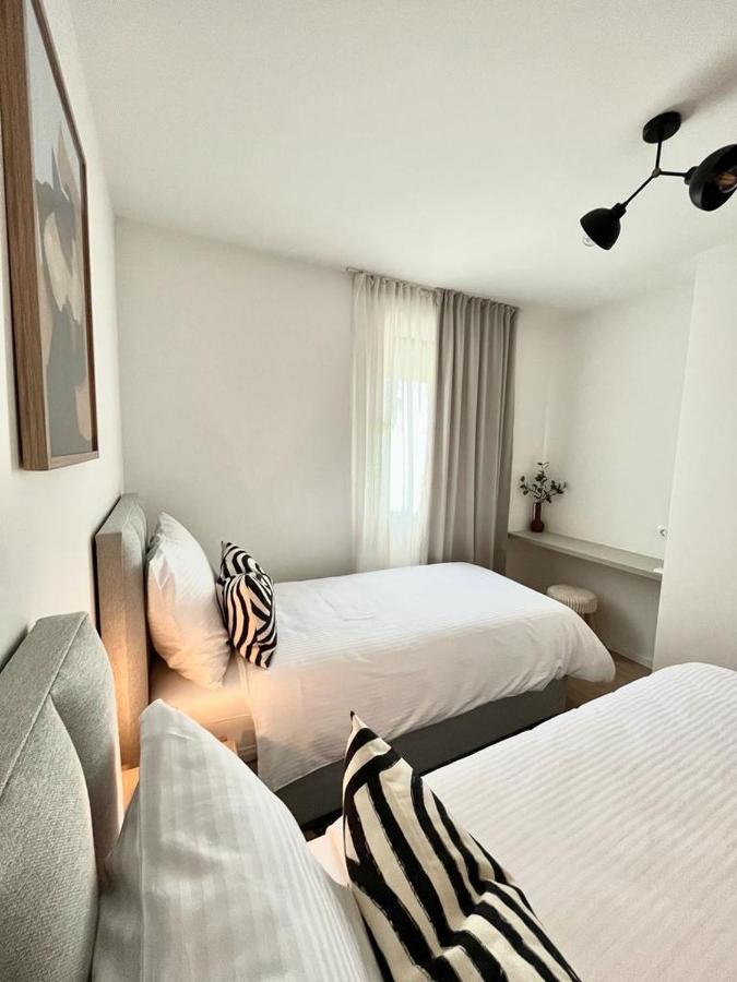 Stiva Apartment - New Apartment With Free Parking, 150M From The Beach Kaštela Exterior foto