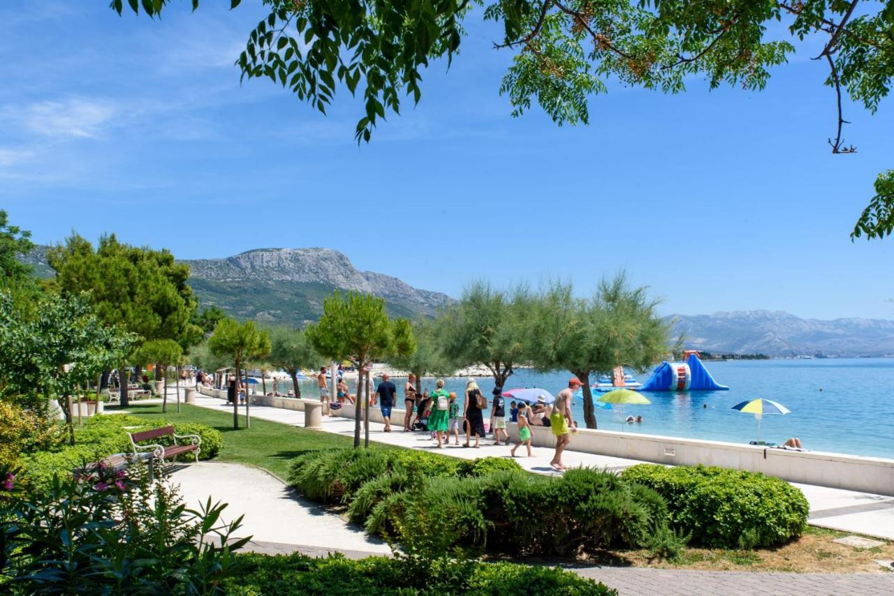 Stiva Apartment - New Apartment With Free Parking, 150M From The Beach Kaštela Exterior foto