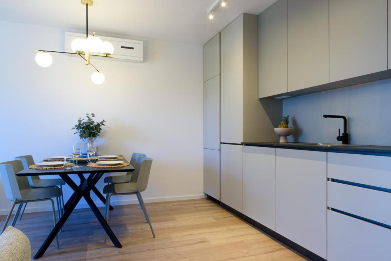 Stiva Apartment - New Apartment With Free Parking, 150M From The Beach Kaštela Exterior foto