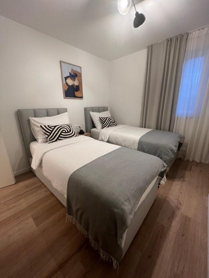 Stiva Apartment - New Apartment With Free Parking, 150M From The Beach Kaštela Exterior foto